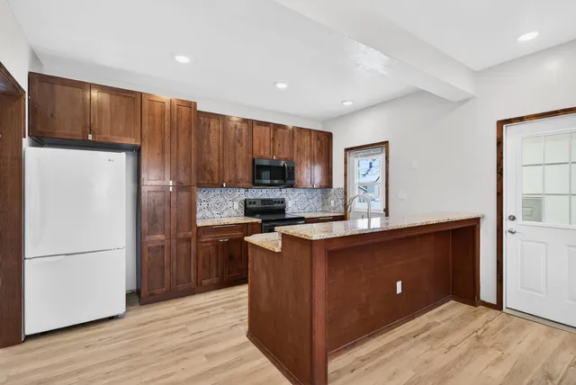 $239,900 | 394 South Park Avenue, Fond du Lac, WI 54935