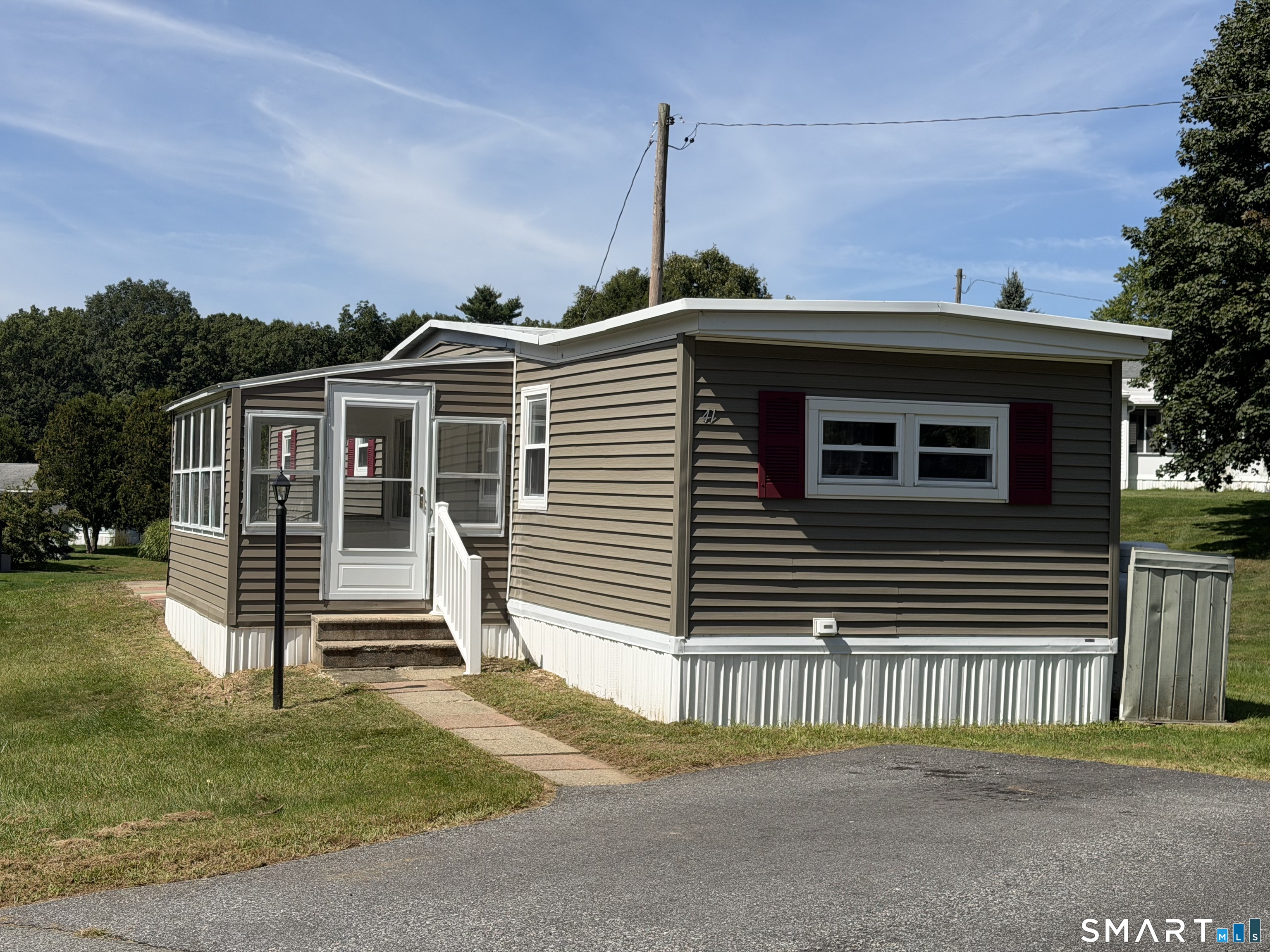 41 Old Wood Road Mansfield, CT 06268 - Photo 1 of 20 Gallery Image 1
