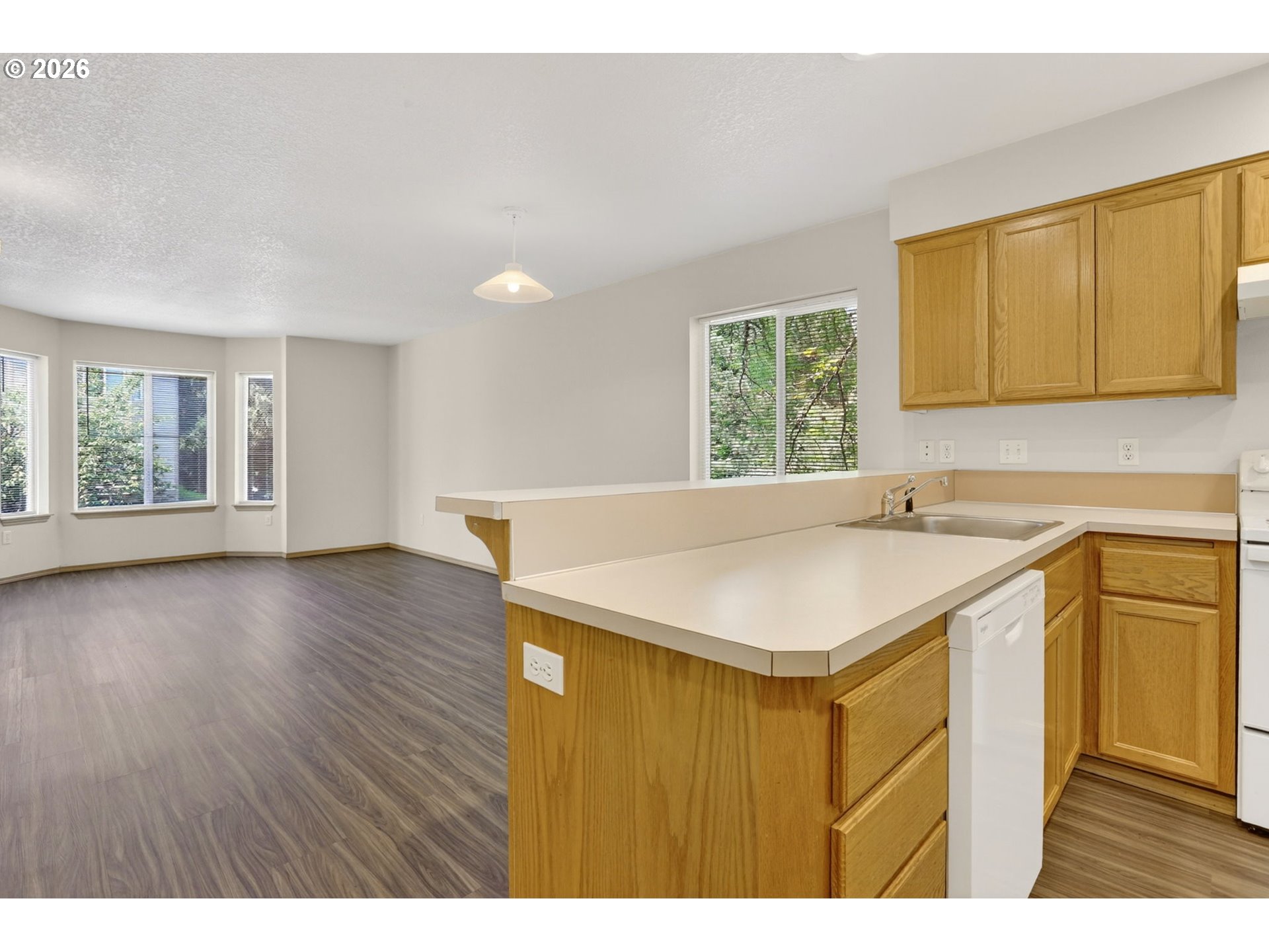 4854 Southwest 150th Place Beaverton, OR 97007 - Photo 15 of 37