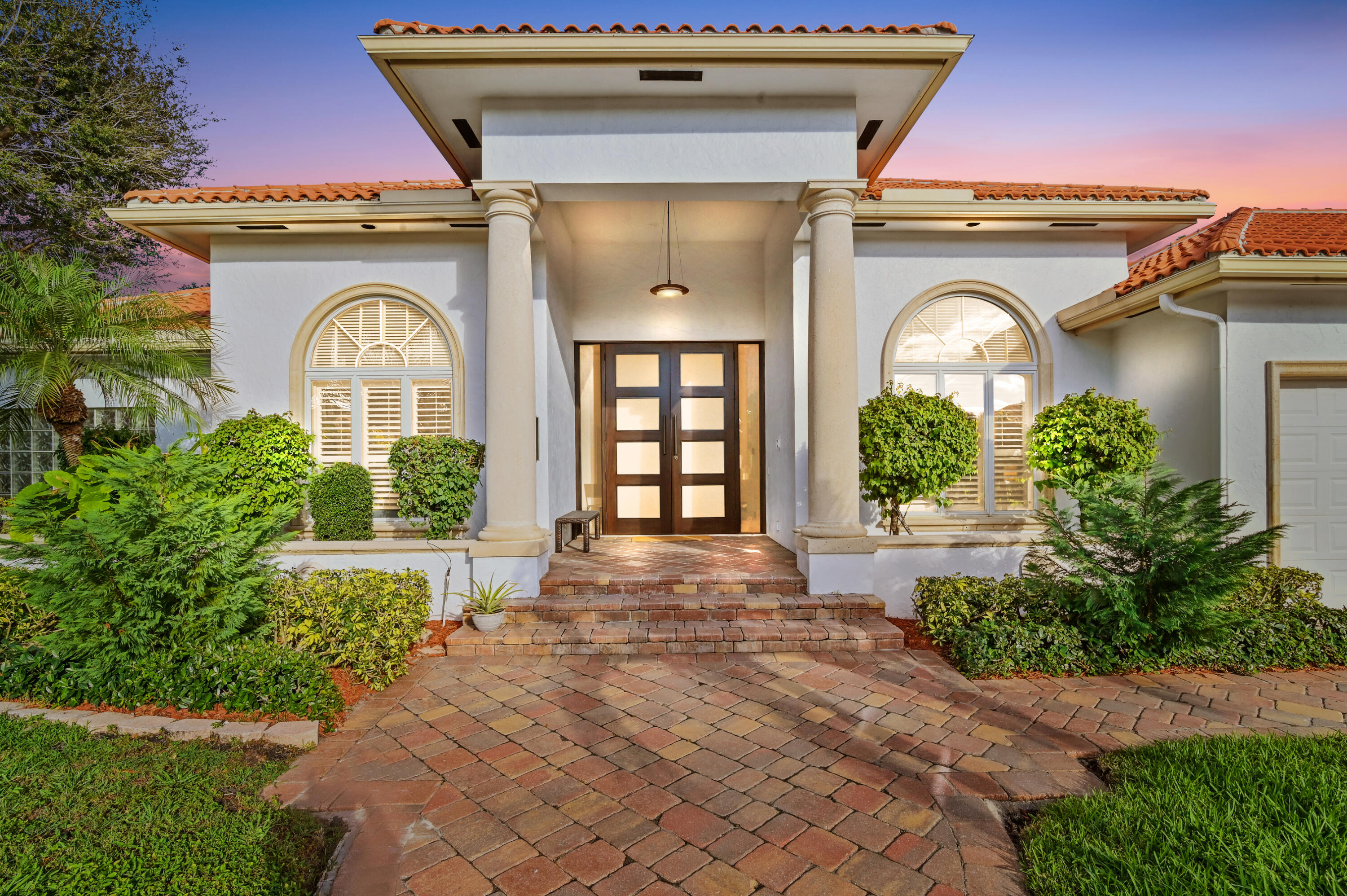 2035 Park Court Boca Raton, FL 33486 - Photo 5 of 55 01 Front 01_tw