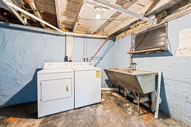 $124,900 | 1309 15th Street, Menominee, MI 49858