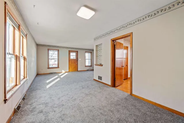 $124,900 | 1309 15th Street, Menominee, MI 49858