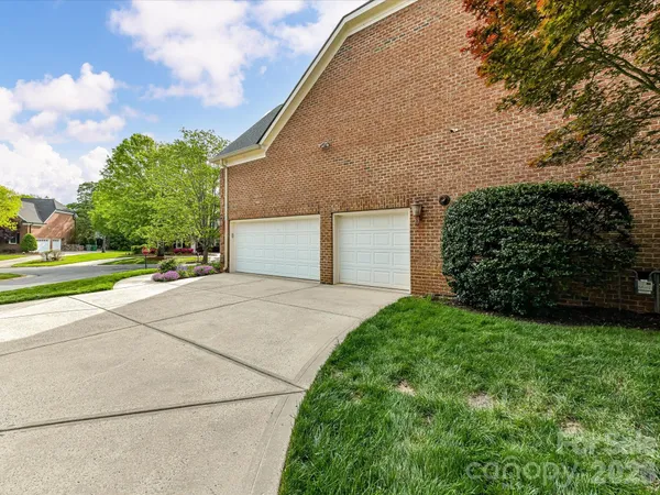 $997,000 | 11958 Chevis Court, Charlotte, NC 28277