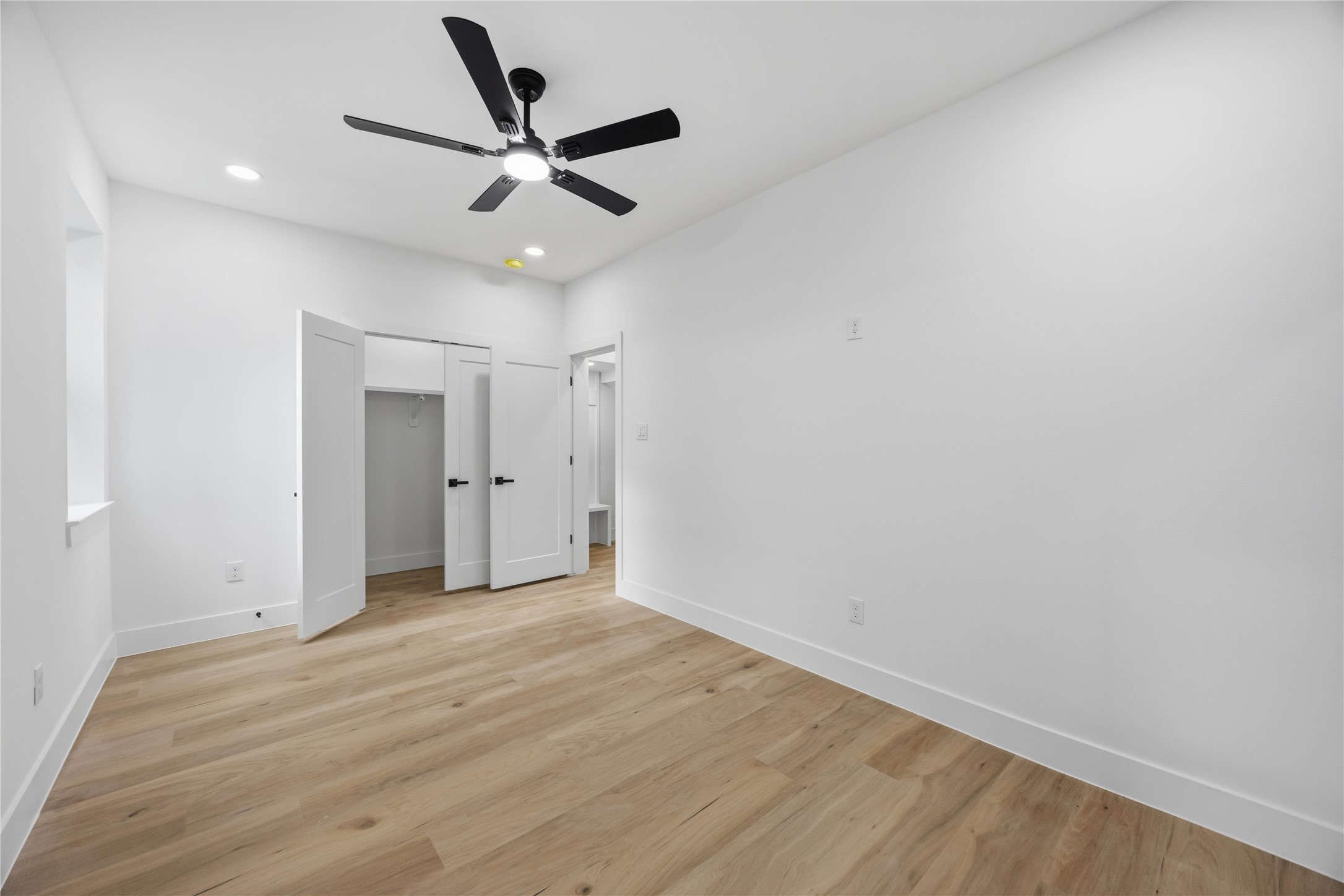 2010 Yates Street Houston, TX 77020 - Photo 24 of 45