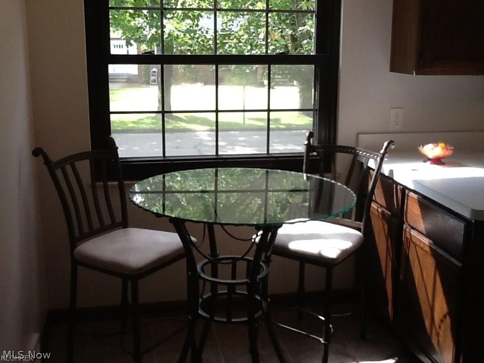 9750 Snow Road Cleveland, OH 44130 - Photo 6 of 24