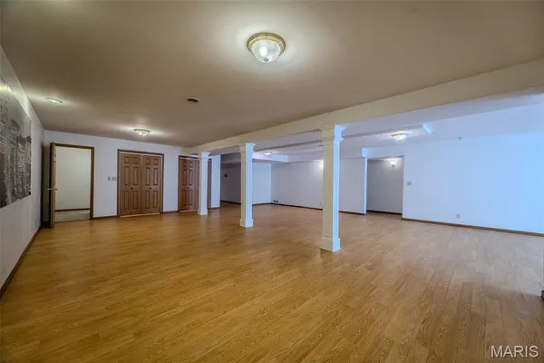 $492,400 | 220 April Drive, St. Robert, MO 65584