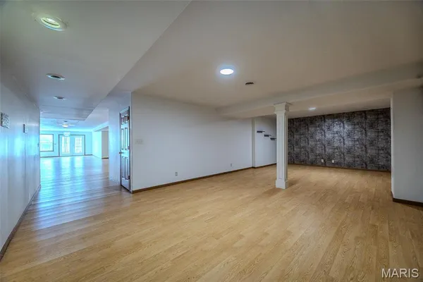 $492,400 | 220 April Drive, St. Robert, MO 65584