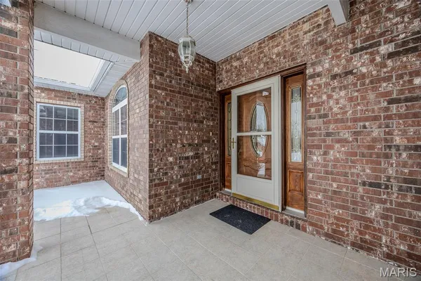 $492,400 | 220 April Drive, St. Robert, MO 65584