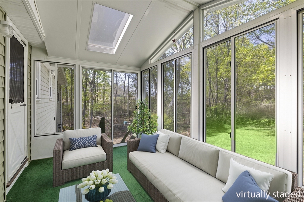 62 Brook Street Wakefield, MA 01880 - Photo 24 of 31