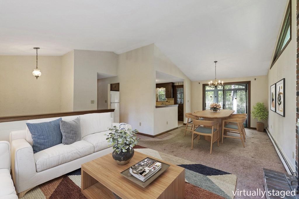 62 Brook Street Wakefield, MA 01880 - Photo 3 of 31