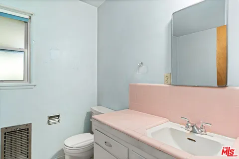 $849,000 | 6214 Oak Crest Way, Los Angeles, CA 90042