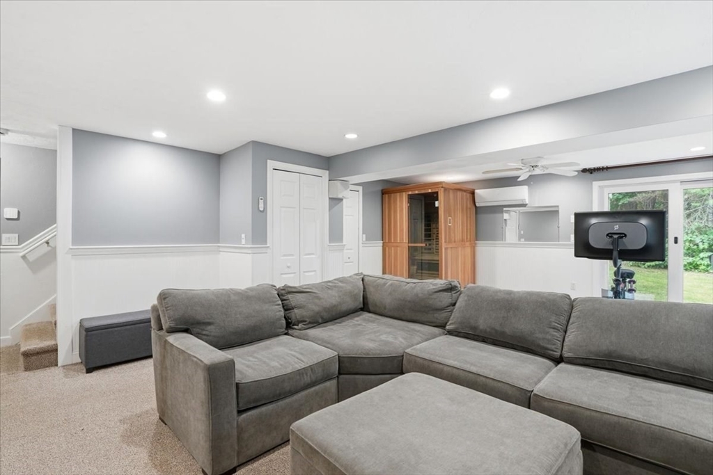 85 Maple Avenue Hanover, MA 02339 - Photo 25 of 41
