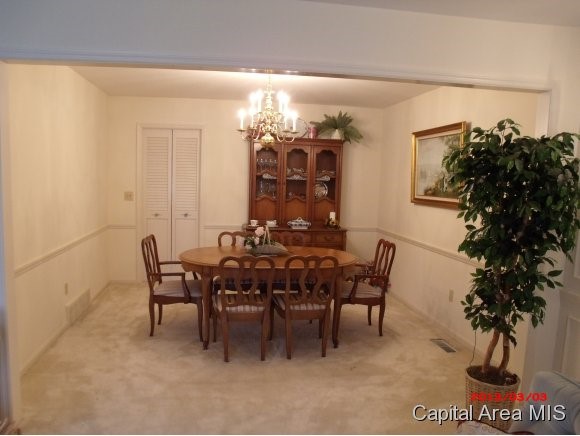 2210 Augusta Drive Springfield, IL 62704 - Photo 4 of 10 Gallery Image 4