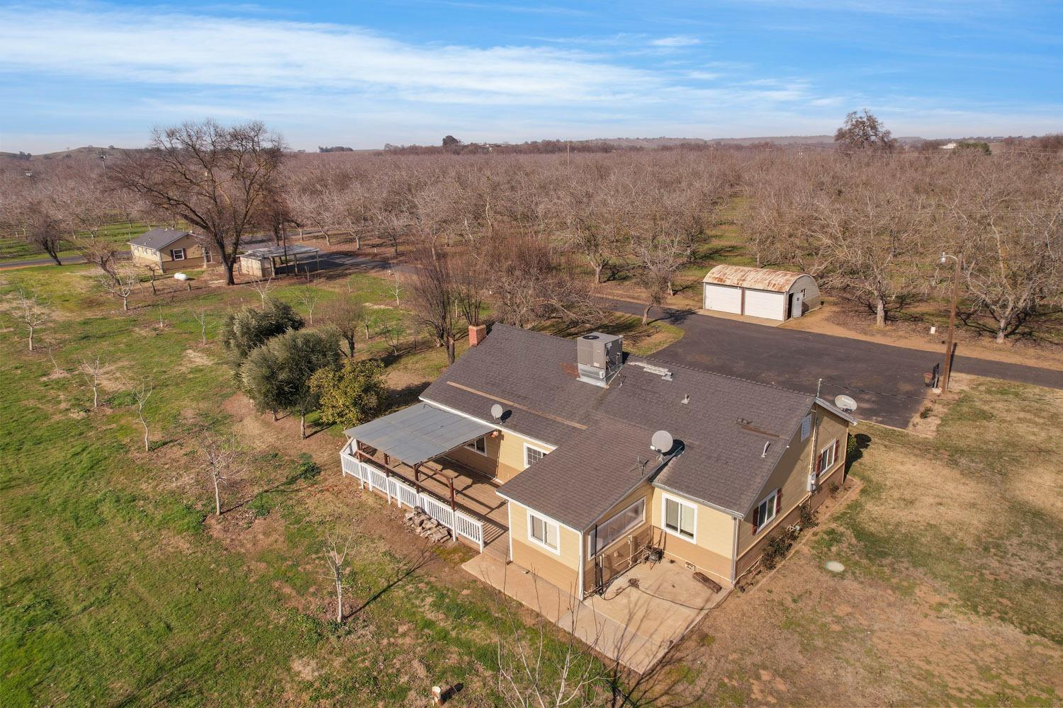 10710 North Shelton Road Linden, CA 95236 - Photo 13 of 75