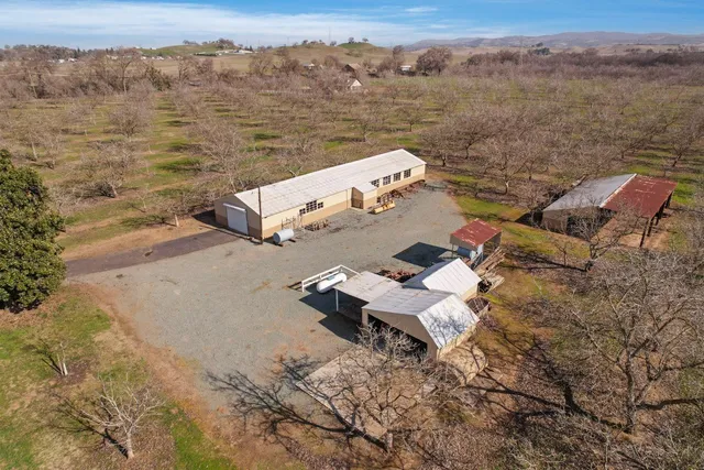 $1,200,000 | 10710 North Shelton Road, Linden, CA 95236