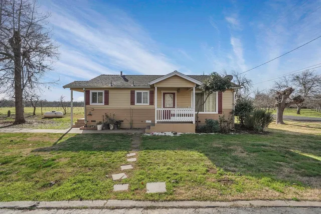 $1,200,000 | 10710 North Shelton Road, Linden, CA 95236