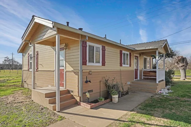 $1,200,000 | 10710 North Shelton Road, Linden, CA 95236