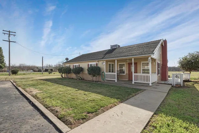 $1,200,000 | 10710 North Shelton Road, Linden, CA 95236