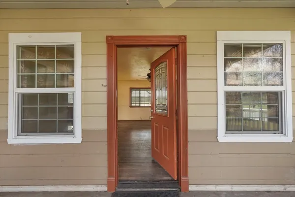 a view of a storage & utility room