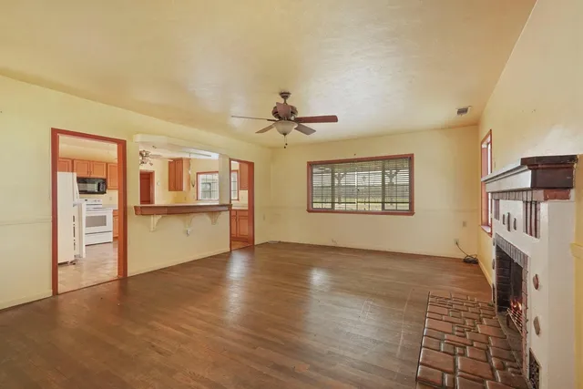 $1,200,000 | 10710 North Shelton Road, Linden, CA 95236