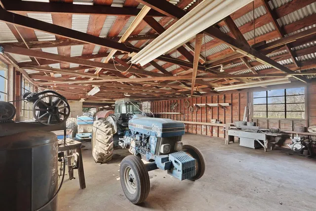 $1,200,000 | 10710 North Shelton Road, Linden, CA 95236