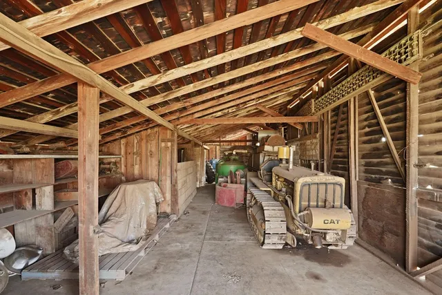 $1,200,000 | 10710 North Shelton Road, Linden, CA 95236