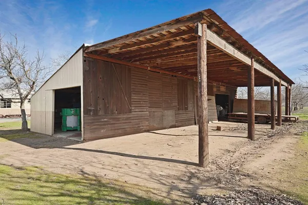 $1,200,000 | 10710 North Shelton Road, Linden, CA 95236