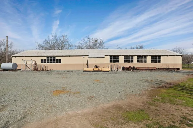 $1,200,000 | 10710 North Shelton Road, Linden, CA 95236