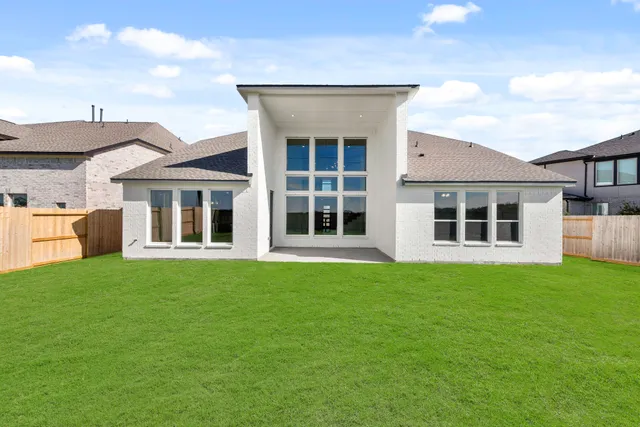 $779,942 | 105 Rightfield Drive, Liberty Hill, TX 78642