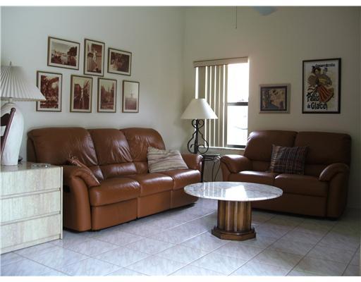 7426 Texas Trail Boca Raton, FL 33487 - Photo 4 of 14 Additional Photo