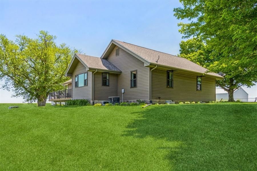 3271 Bayertown Road Southwest Riverside, IA 52327 - Photo 28 of 30 Gallery Image 28
