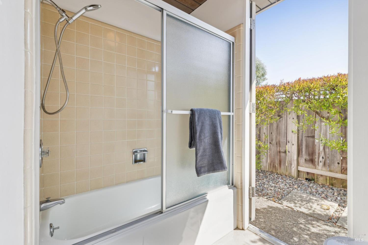 1162 Idylberry Road San Rafael, CA 94903 - Photo 34 of 51 Gallery Image 34