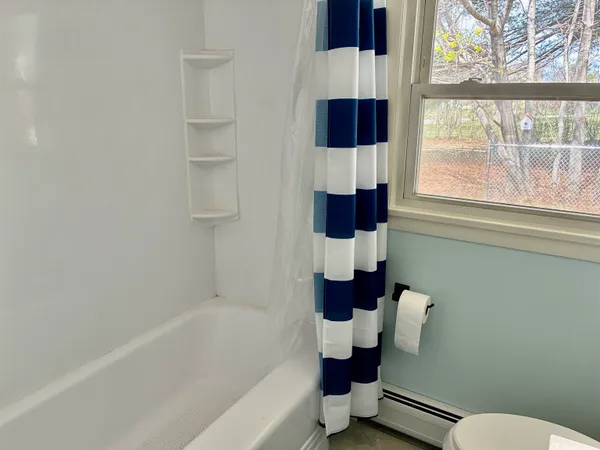 $450,000 | 1 Sunset Avenue, Allenstown, NH 03275