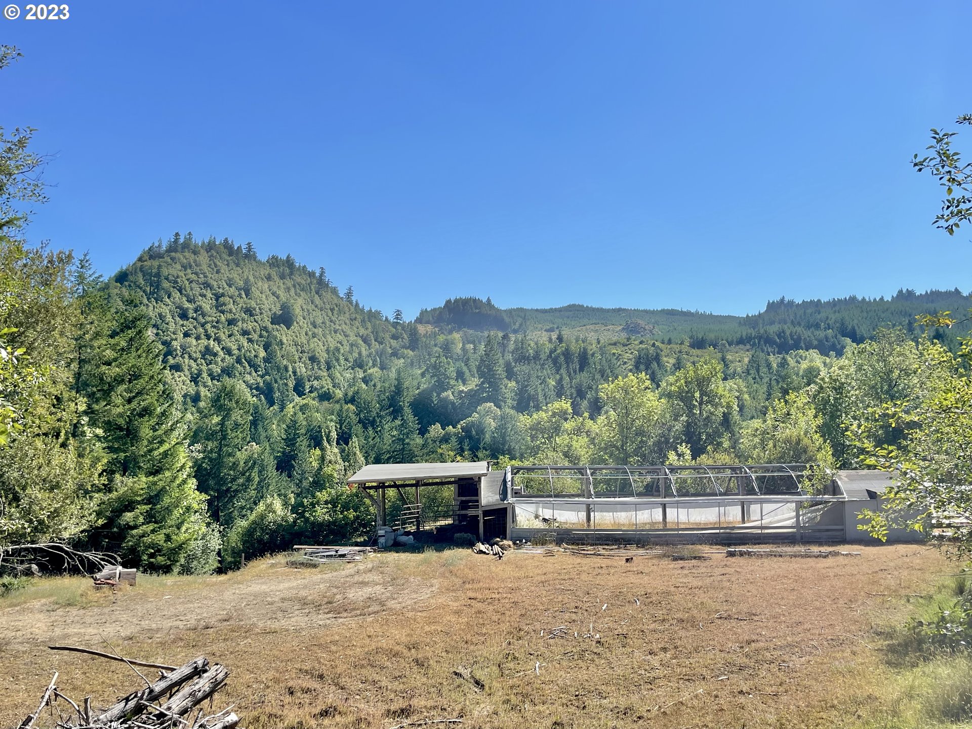 49008 Eckley Mountain Road Broadbent, OR 97414 - Photo 25 of 48 a view of outdoor space with city view