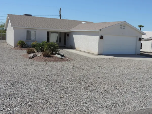 $2,300 | 1507 Blackfoot Lane South, Lake Havasu City, AZ 86406