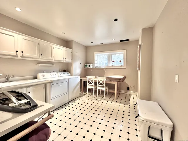 $10,500 | 172 Umpawaug Road, Redding, CT 06896