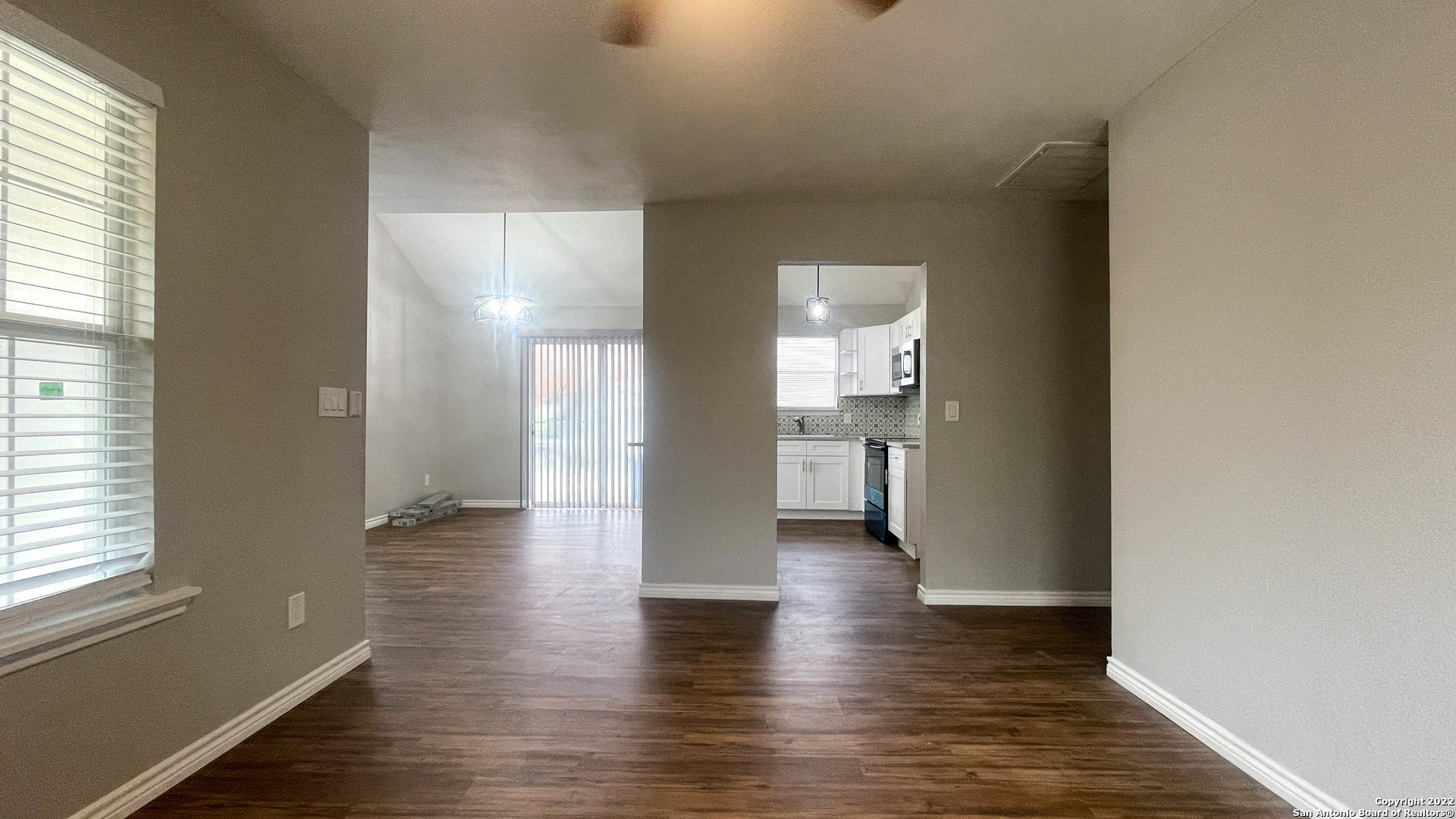 202 Ripplewind San Antonio, TX 78203 - Photo 9 of 26 Gallery Image 9
