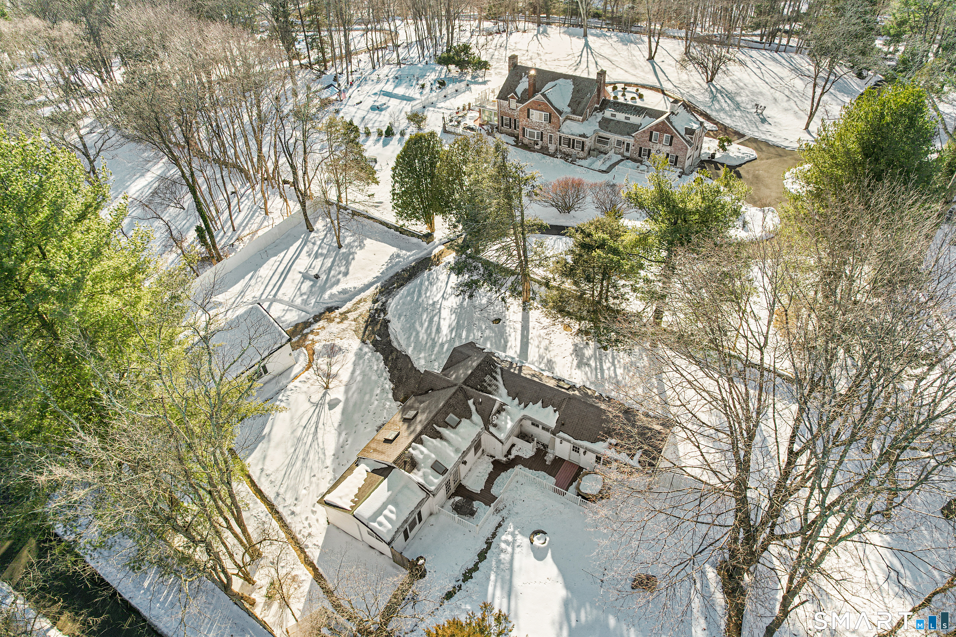 1215 Westover Road Stamford, CT 06902 - Photo 25 of 27 a backyard of a house