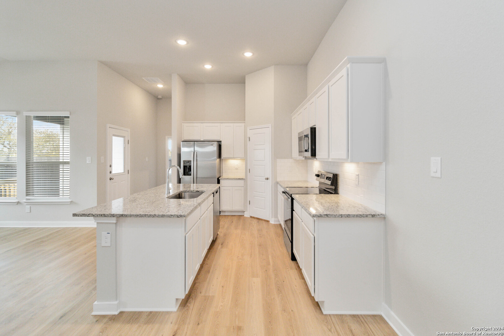 455 Cross Barn Boulevard Buda, TX 78610 - Photo 14 of 32