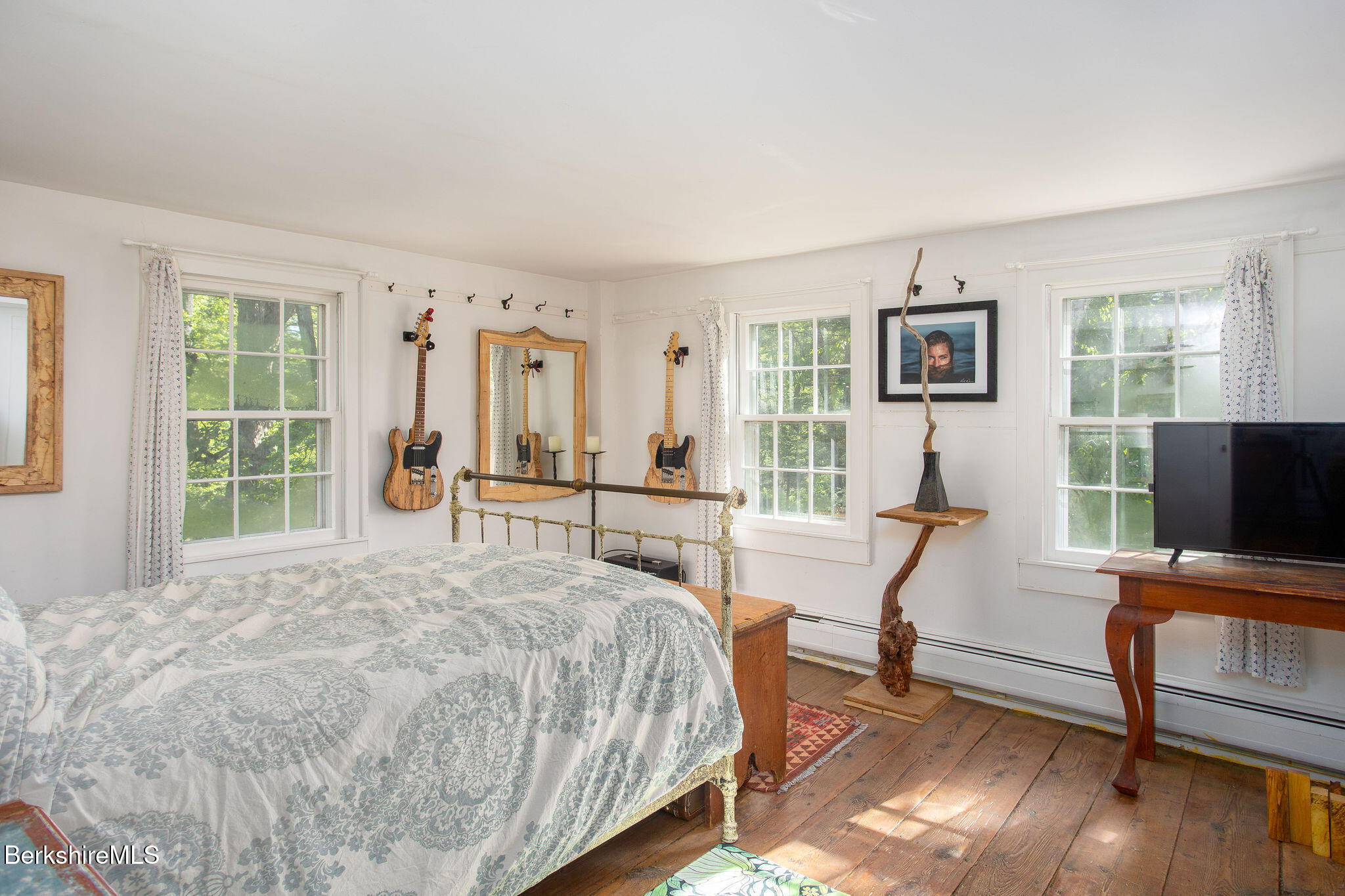 95 Town Hill Road Middlefield, MA 01235 - Photo 29 of 58 0030-second-floor-bed-two