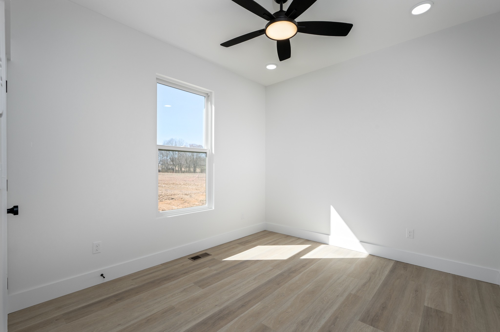 8563 Aedc Road Estill Springs, TN 37330 - Photo 25 of 37 Gallery Image 25