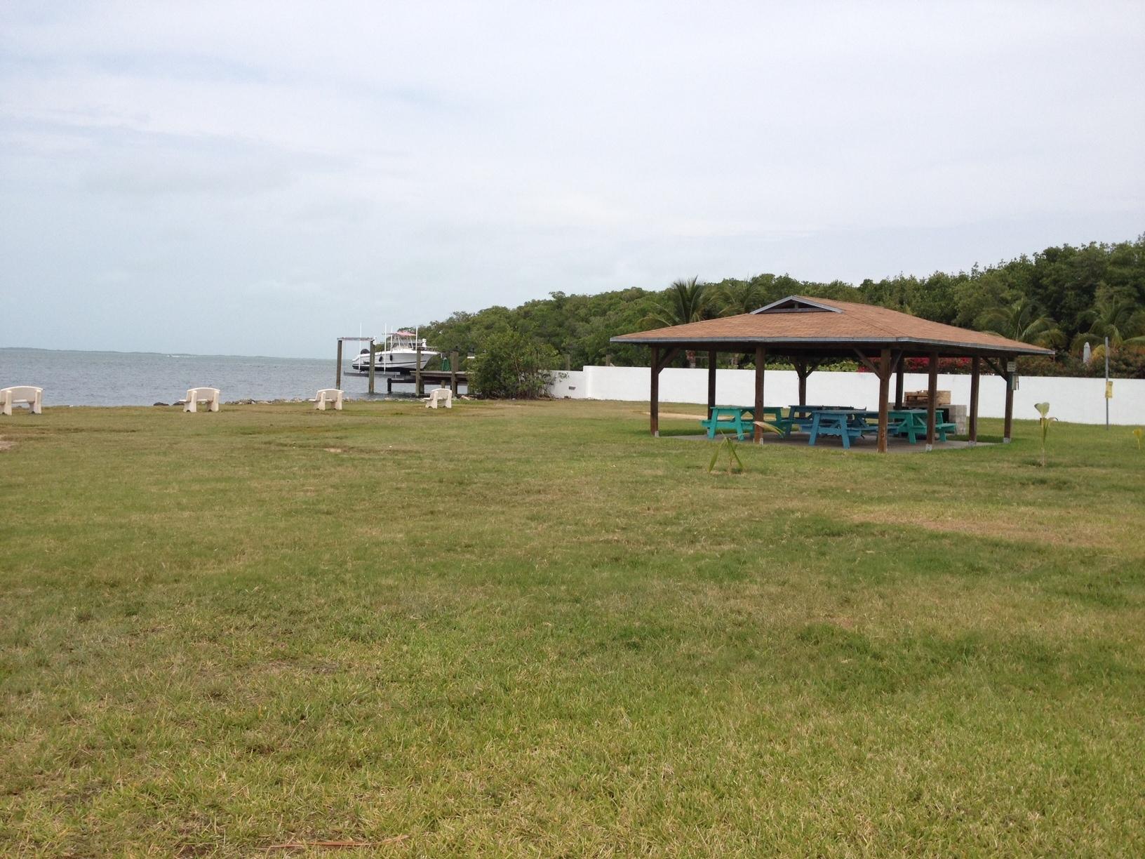 20 Dolphin Road Key Largo, FL 33037 - Photo 30 of 31 HO Park on the bay