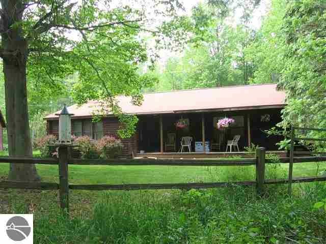 7606 Wickert Road Hale, MI 48739 - Photo 1 of 23 1819502.JPG