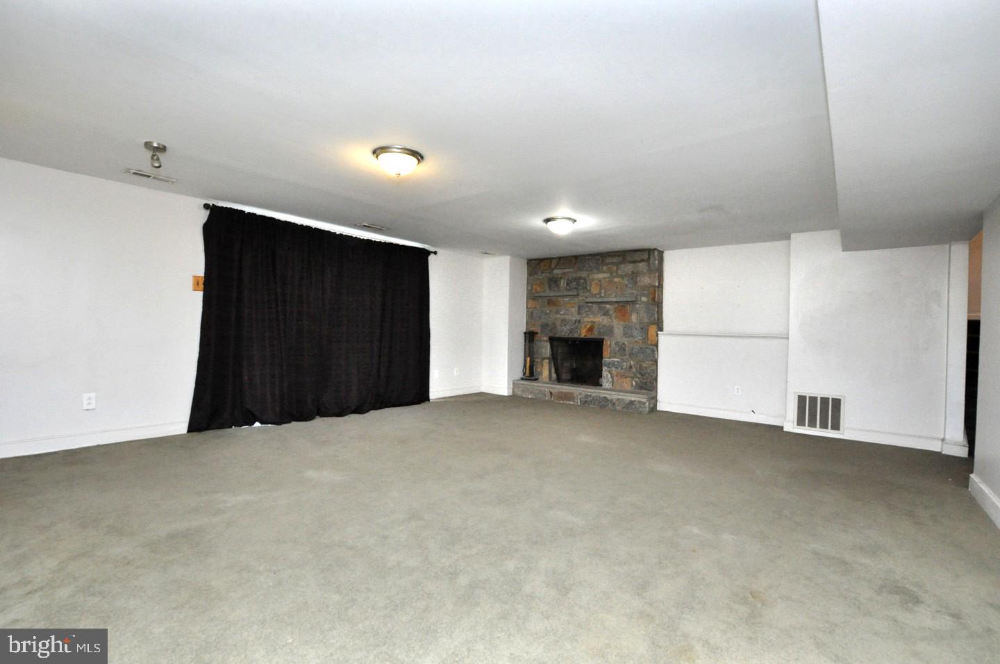 210 Philellena Road Cherry Hill, NJ 08034 - Photo 12 of 30 a view of empty room with a kitchen