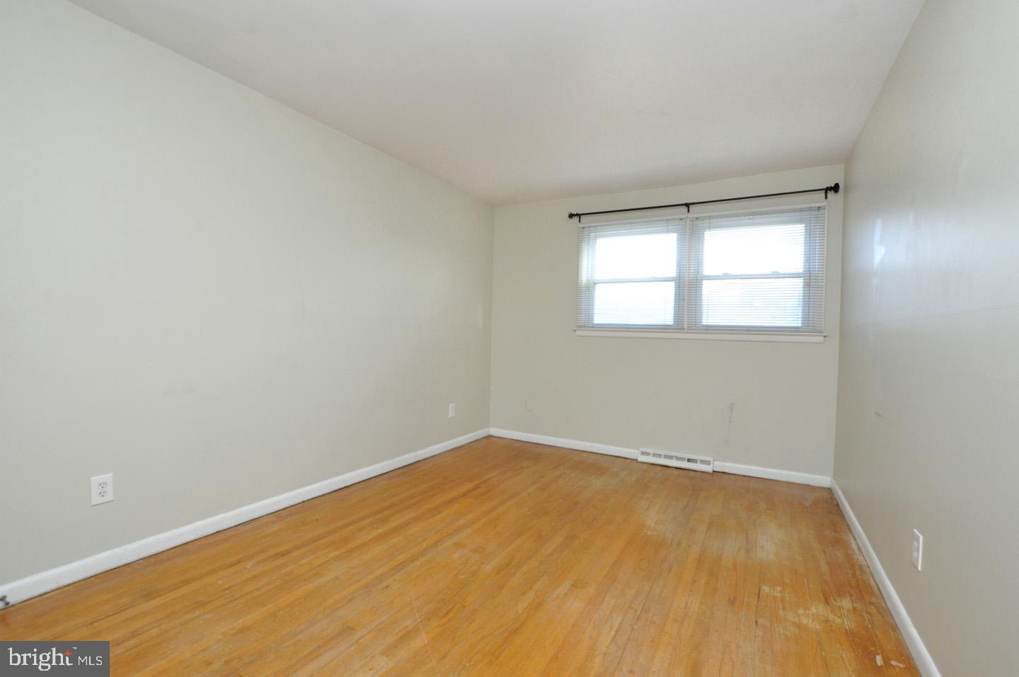 210 Philellena Road Cherry Hill, NJ 08034 - Photo 19 of 30 an empty room with a window