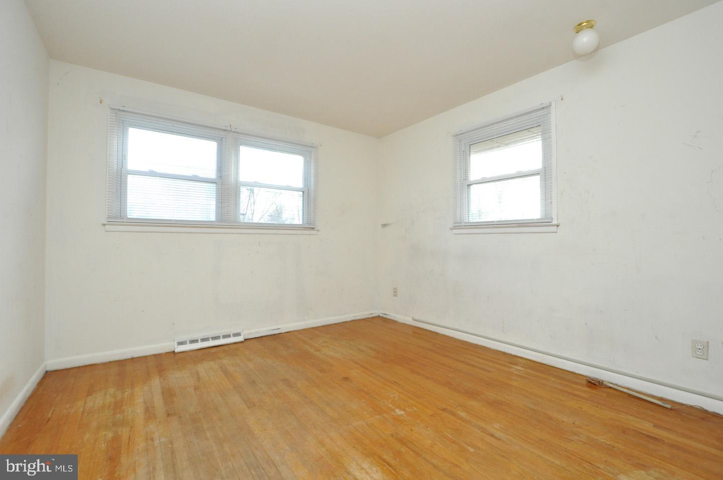 210 Philellena Road Cherry Hill, NJ 08034 - Photo 21 of 30 an empty room with a window