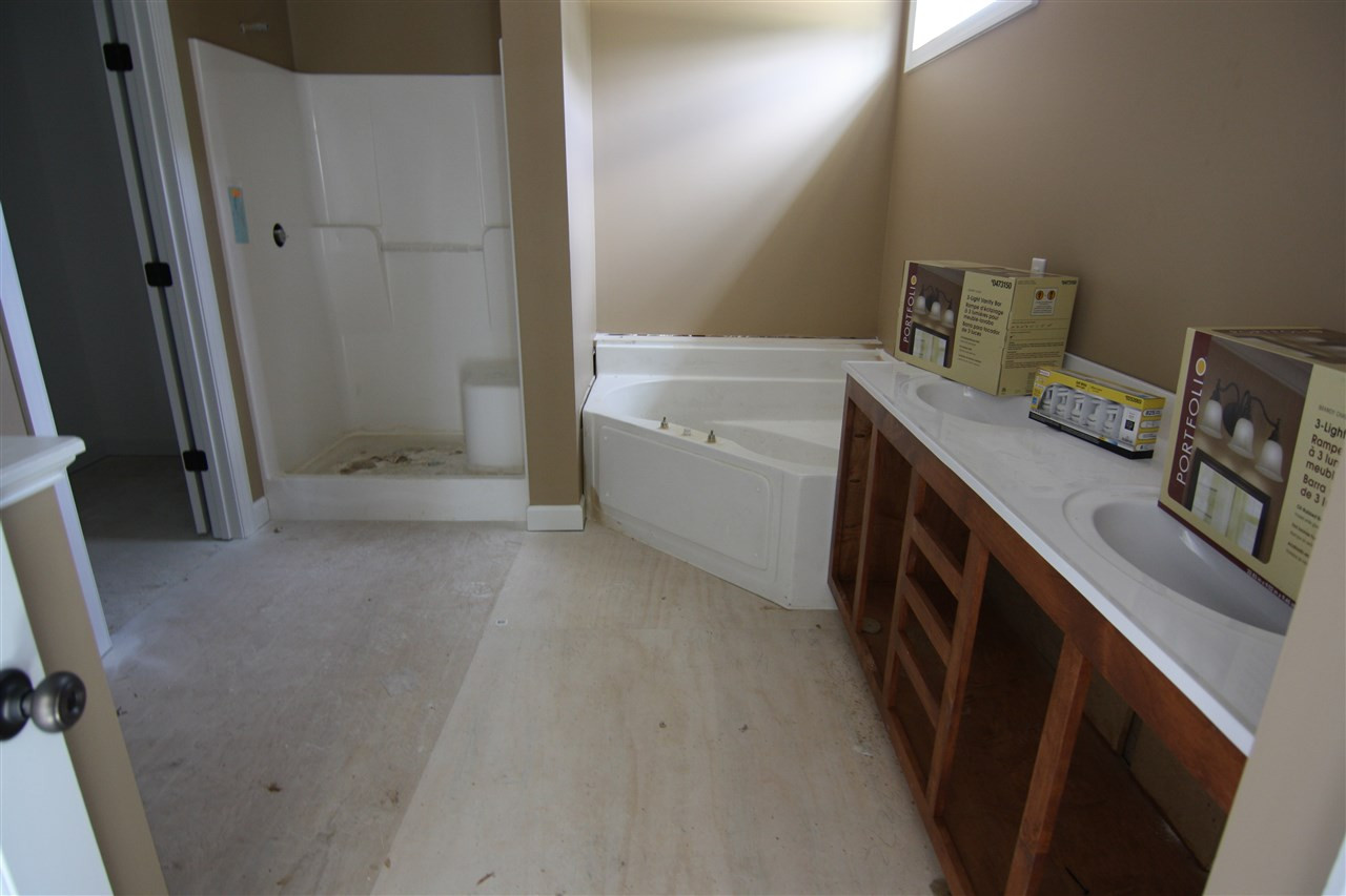 569 Shadetree Road Benson, NC 27504 - Photo 13 of 20 Photo 13