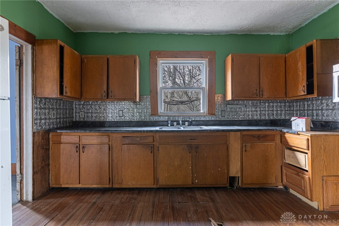 3319 Wendover Street Springfield, OH 45506 - Photo 10 of 33