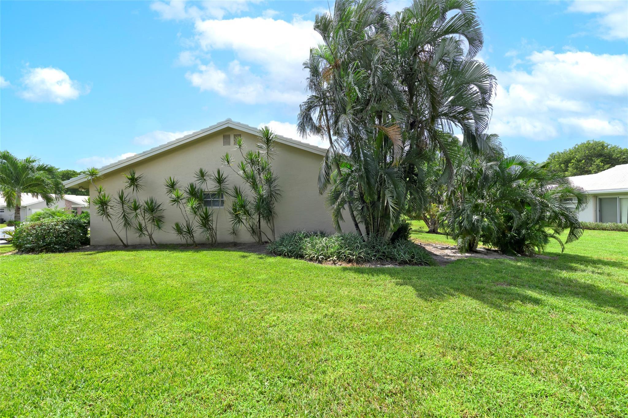 22349 Treetop Circle Boca Raton, FL 33433 - Photo 27 of 36 #28