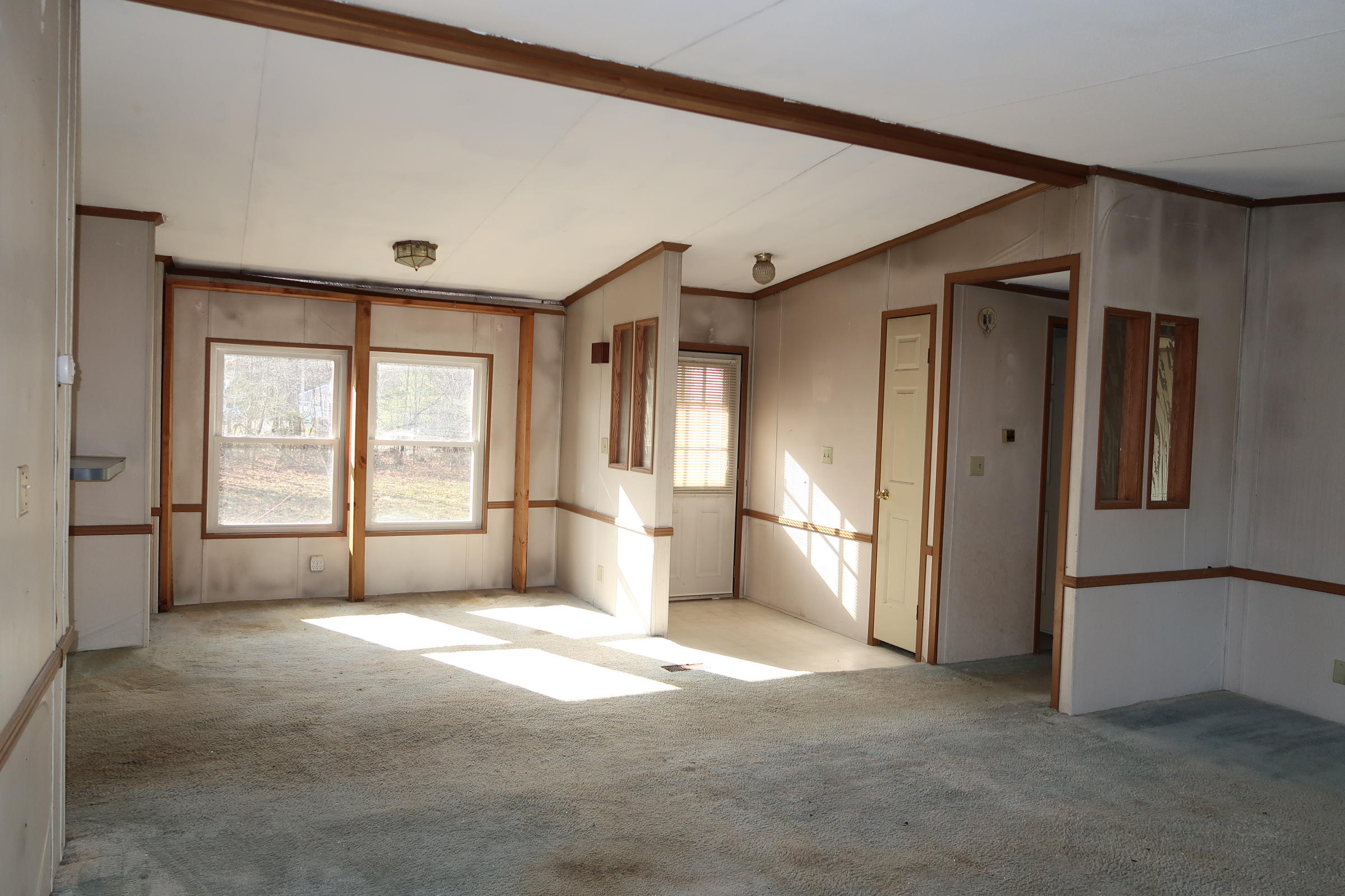 3575 Middle Road Sidney, ME 04330 - Photo 16 of 29 IMG_4755